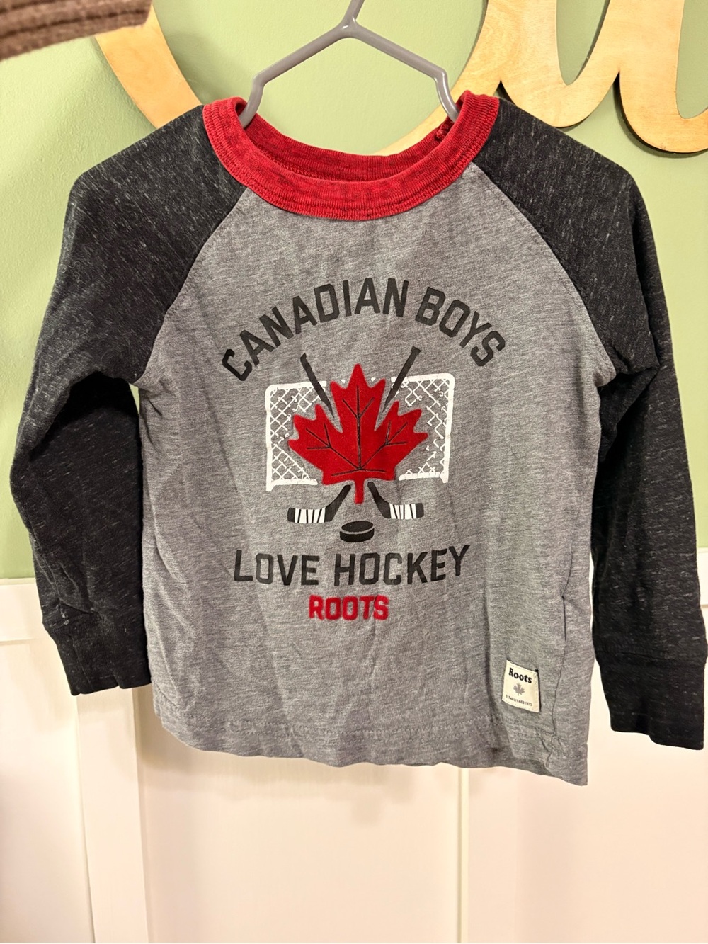 Roots Boys' Gray, Black & Red Hockey Long Sleeve Tee